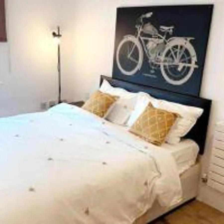 Tee Sweetlux Apartment In Canning Town London